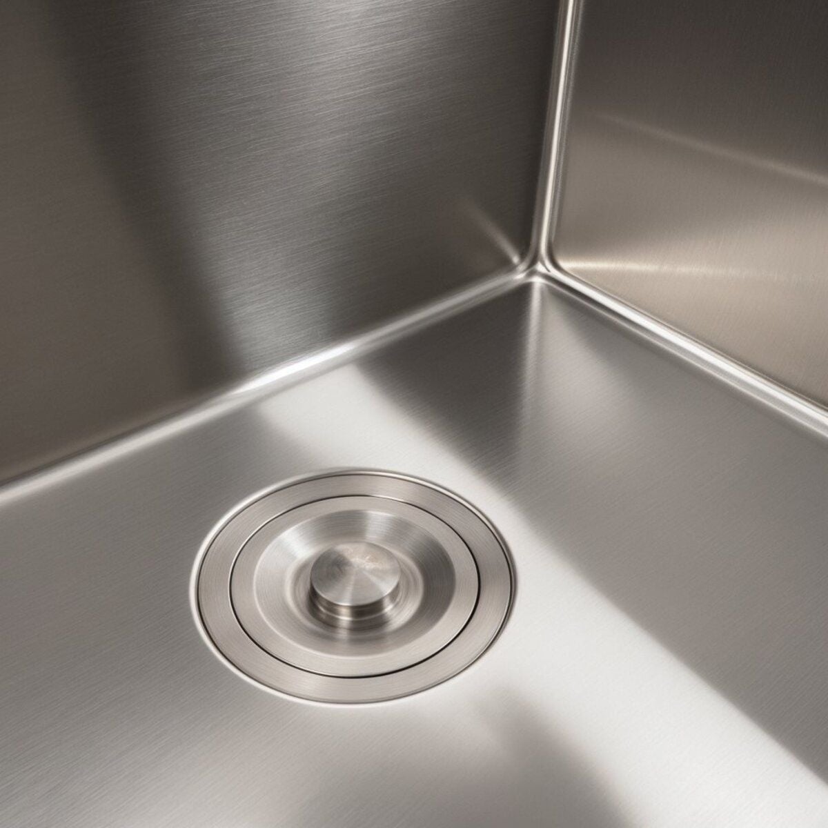 Мийка кухонна Handmade 5050 (3,0\0,8) Satin Brash VALESO