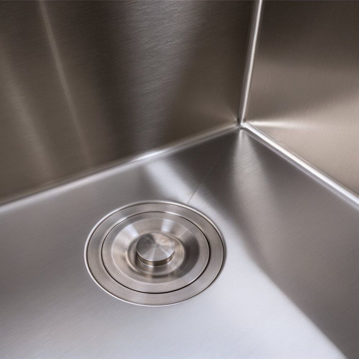 Мийка кухонна Handmade 4545 (3,0\0,8) Satin Brash VALESO