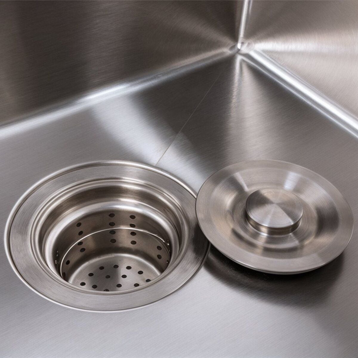 Мийка кухонна Handmade 4545 (3,0\0,8) Satin Brash VALESO