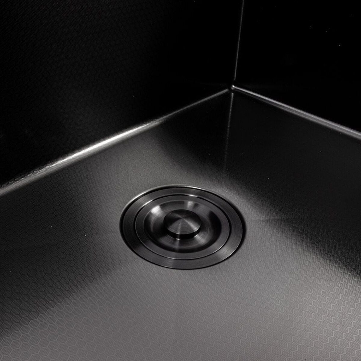 Мийка кухонна Handmade 6050 (3,0\0,8) PVD Black Decor VALESO