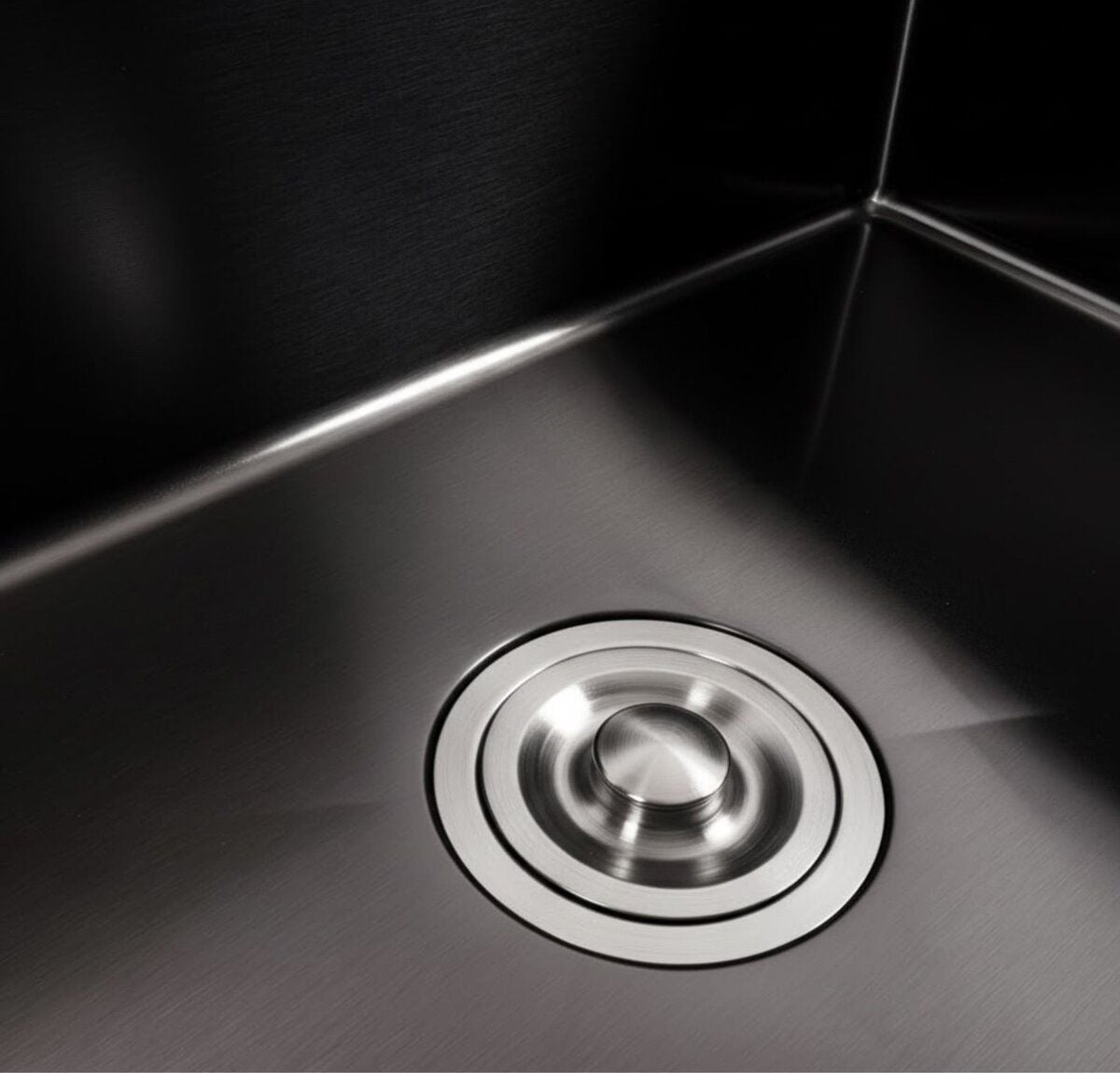 Мийка кухонна Handmade 6545 (3,0\1,5) PVD Black Brash VALESO